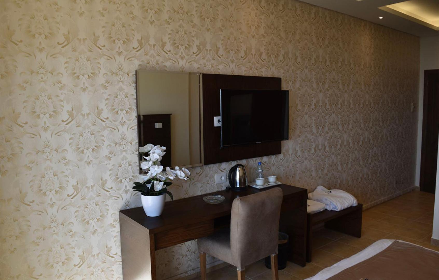 Sands Hotel Byblos Exterior foto